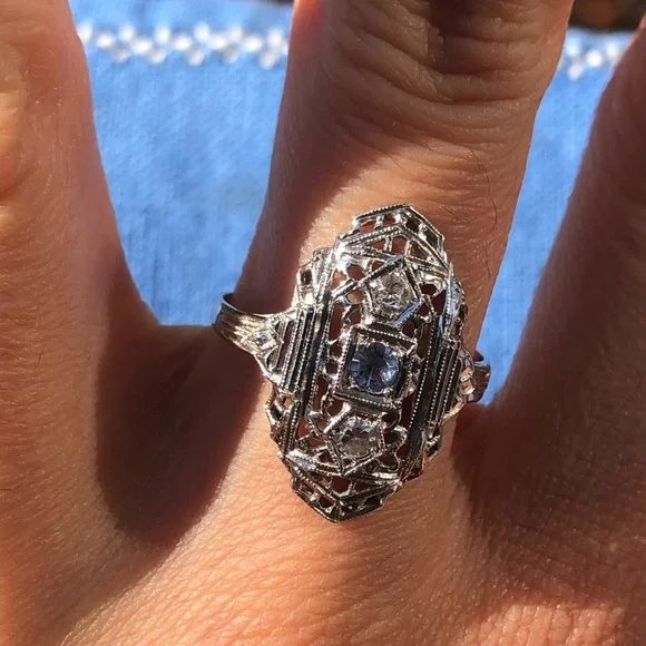 Vintage 14k filigree shield ring - Picture 6 of 9